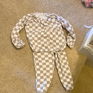 Kids Checkered Set in Beige and White